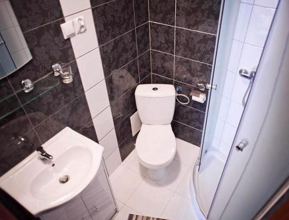 Hotel Bursztyn Калиш Номер фото