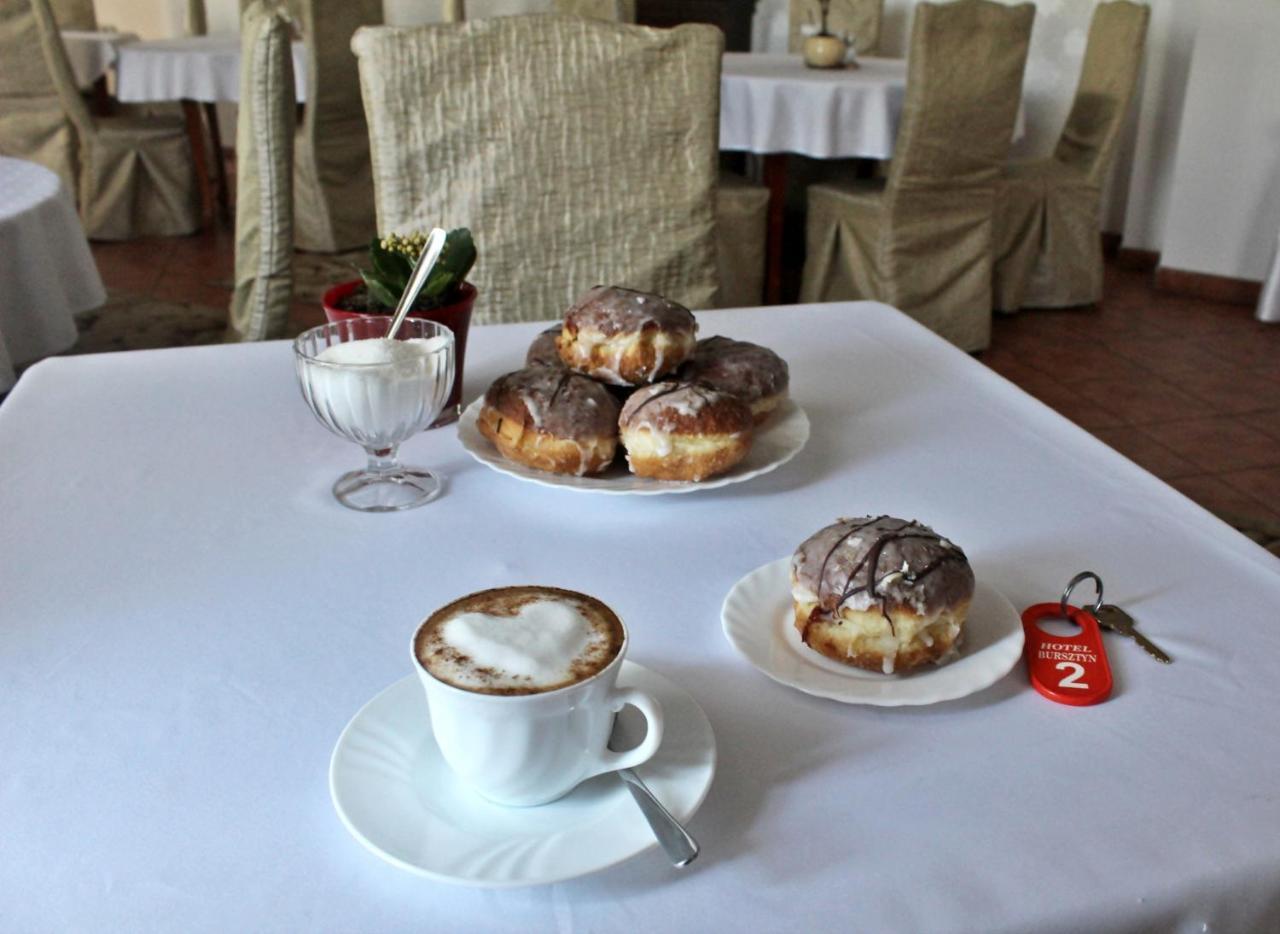 Hotel Bursztyn Калиш Экстерьер фото